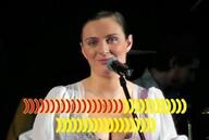 ))) awkward lowres баба взгляд выступление личность:елена_ваенга микрофон музыка // 400x268 // 30KB